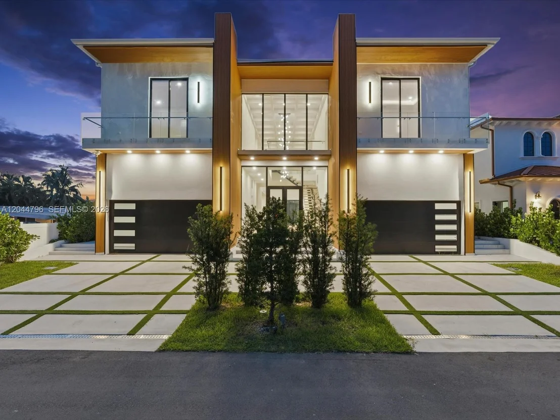 Photo of 2 Sunset Ln