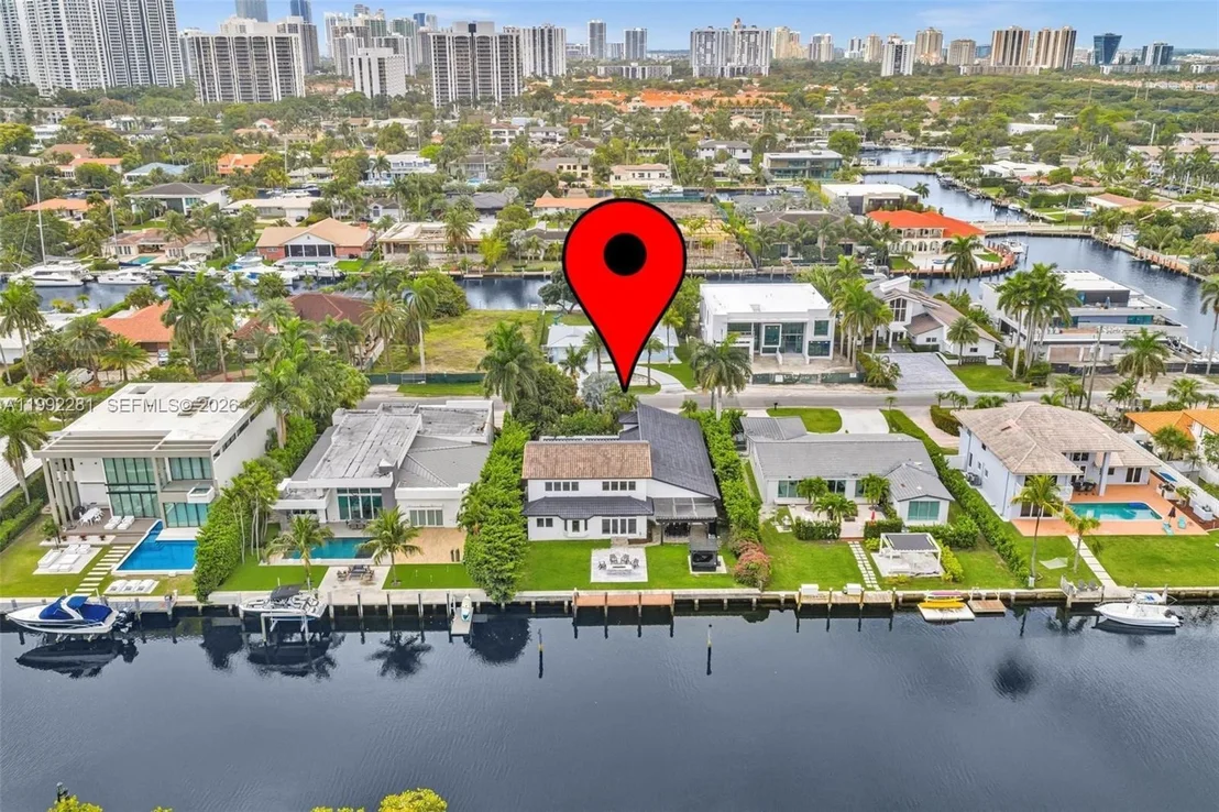 Photo of 472 Sunset Dr