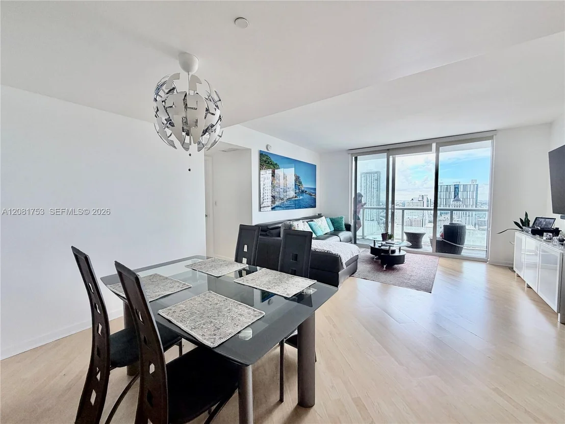 Photo of Unit 3211 at 50 Biscayne Blvd