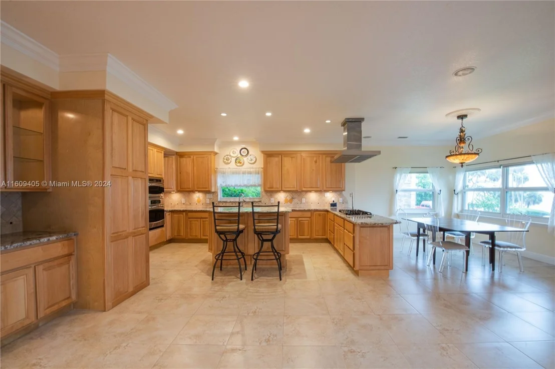 Photo of 1613 N Indian River Drive