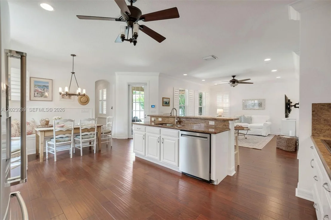 Photo of 119 Edenberry Ave