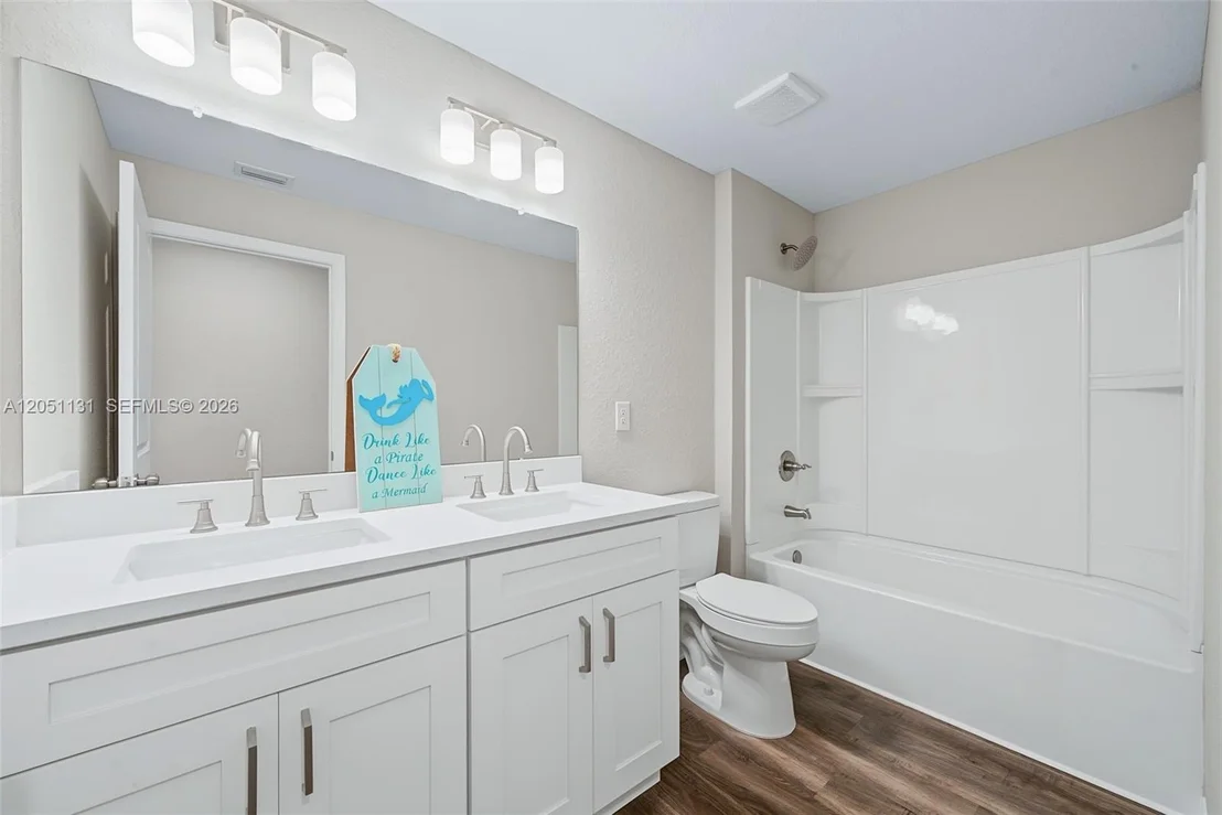 Photo of 5652 Cortez Blvd.
