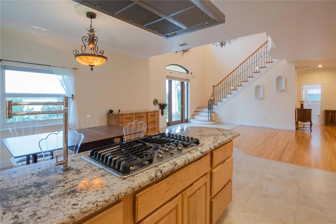 Photo of 1613 N Indian River Drive