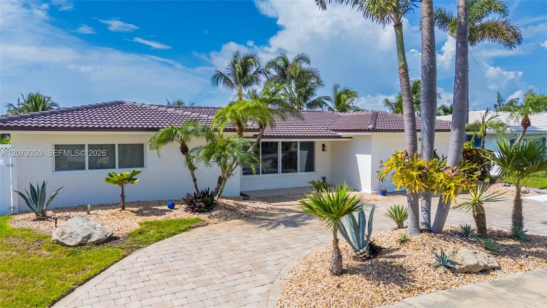Photo of 1440 SE 14th Dr