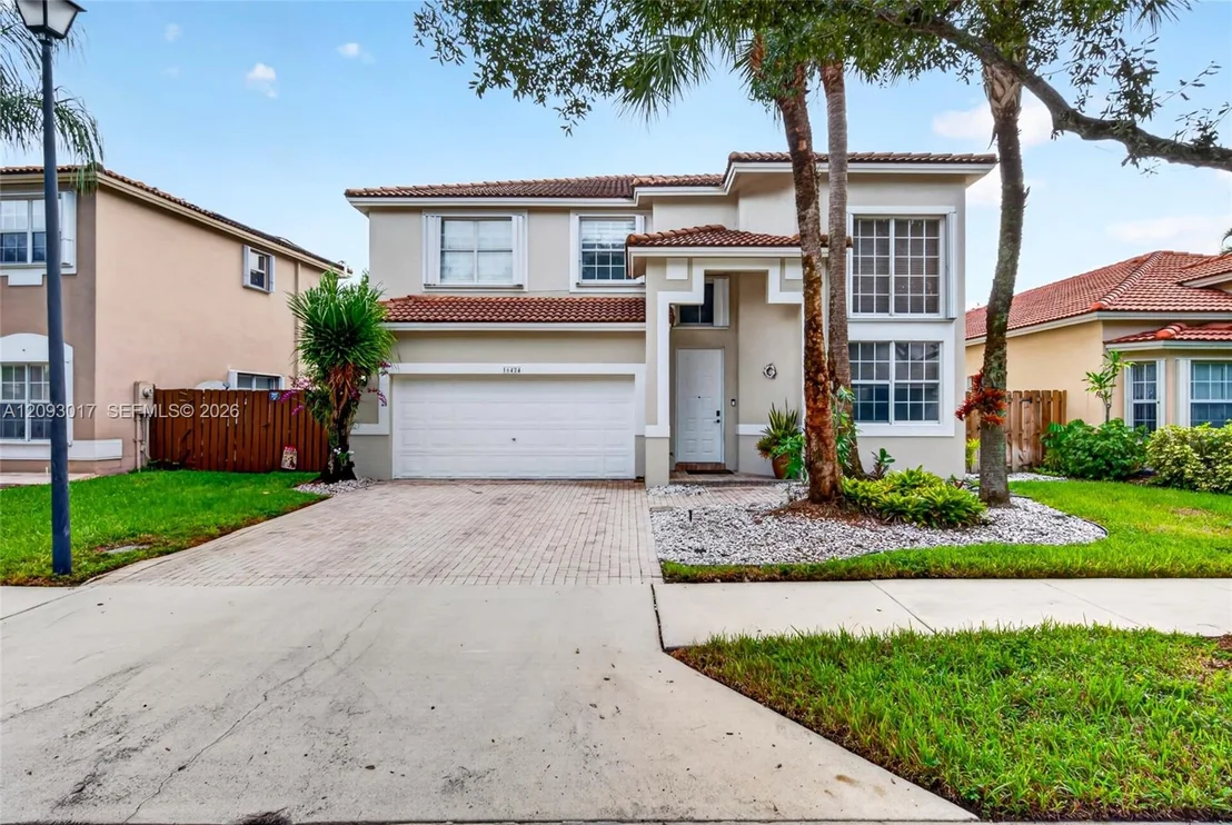 Photo of 16424 Sapphire Pl