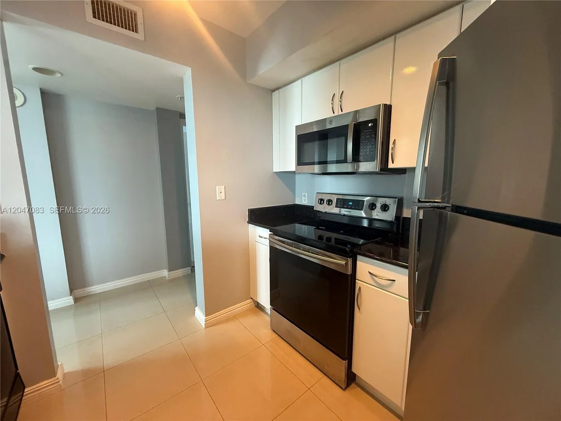 Photo of Unit 521 at 9201 Collins Ave