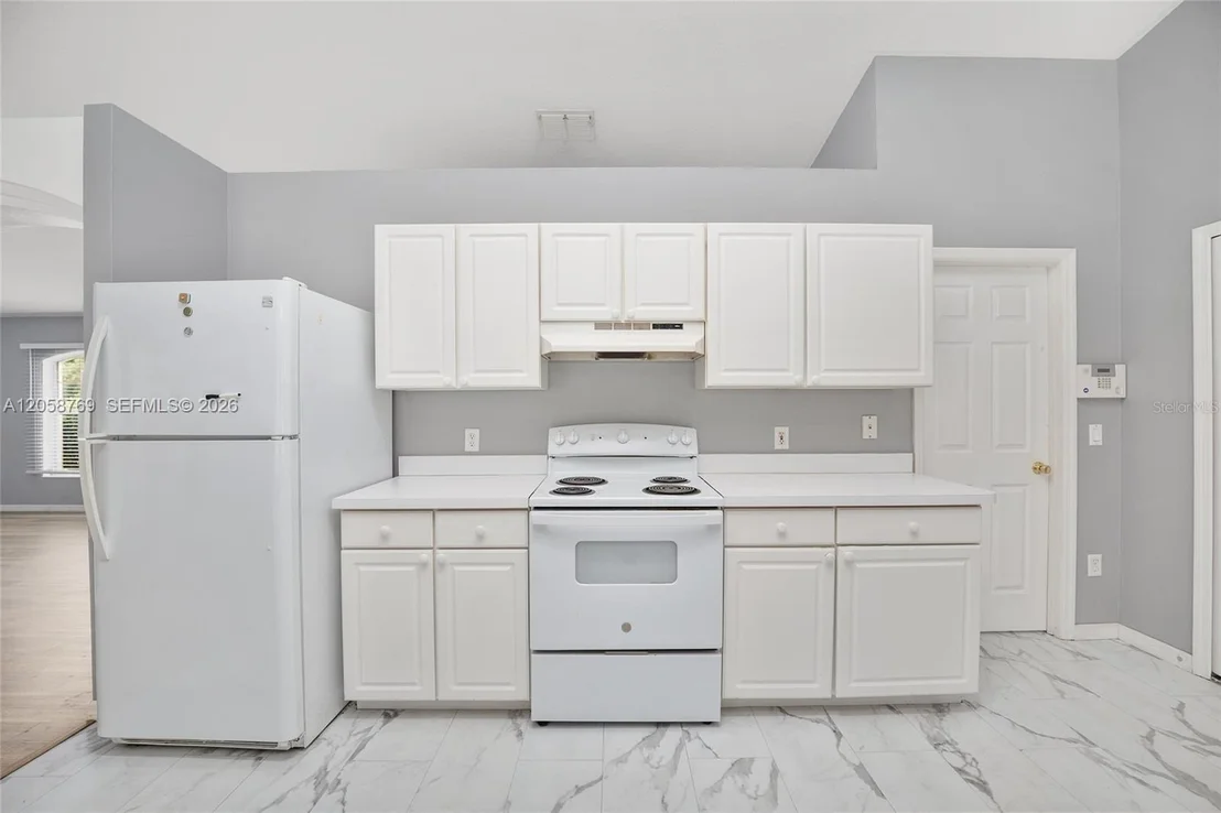 Photo of 20 PINE COURT LOOP