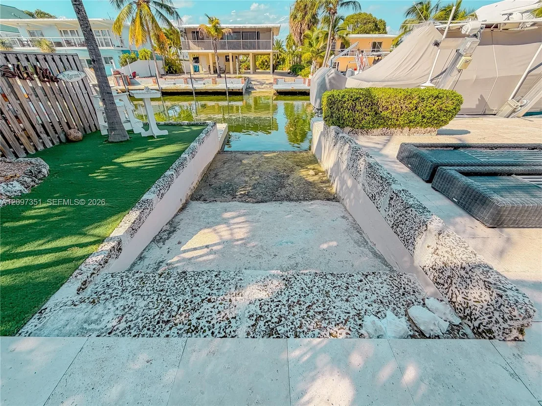 Photo of 149 Harbor Dr
