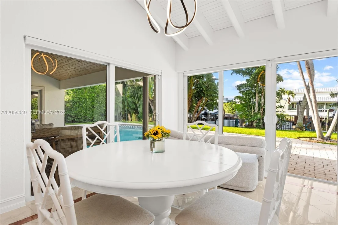 Photo of 18 Eleuthera Drive