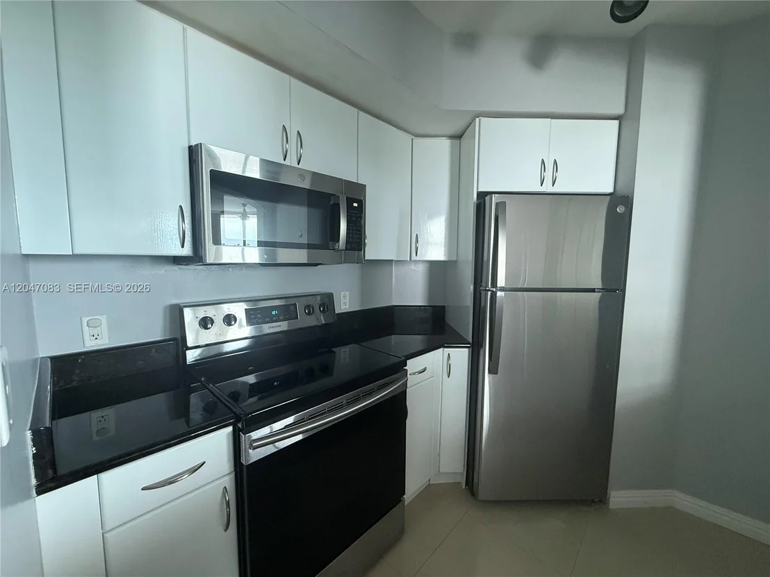 Photo of Unit 521 at 9201 Collins Ave