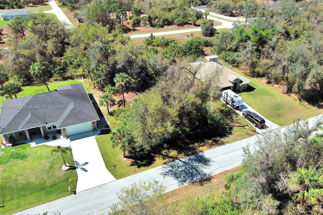 Photo of 205 Ferdon Cir