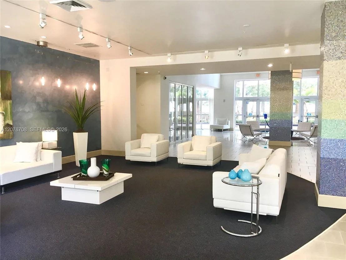 Photo of Unit 2604 at 2001 Biscayne Blvd