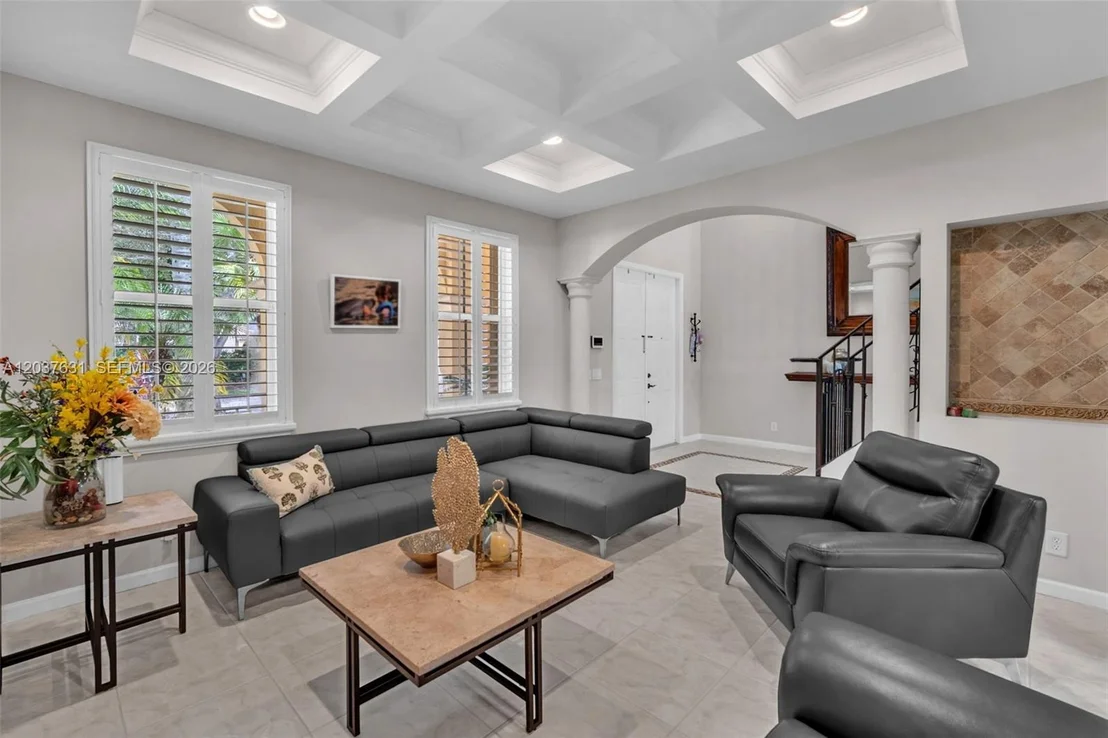 Photo of 4110 Laurel Ridge Cir