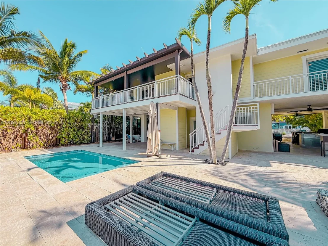 Photo of 149 Harbor Dr