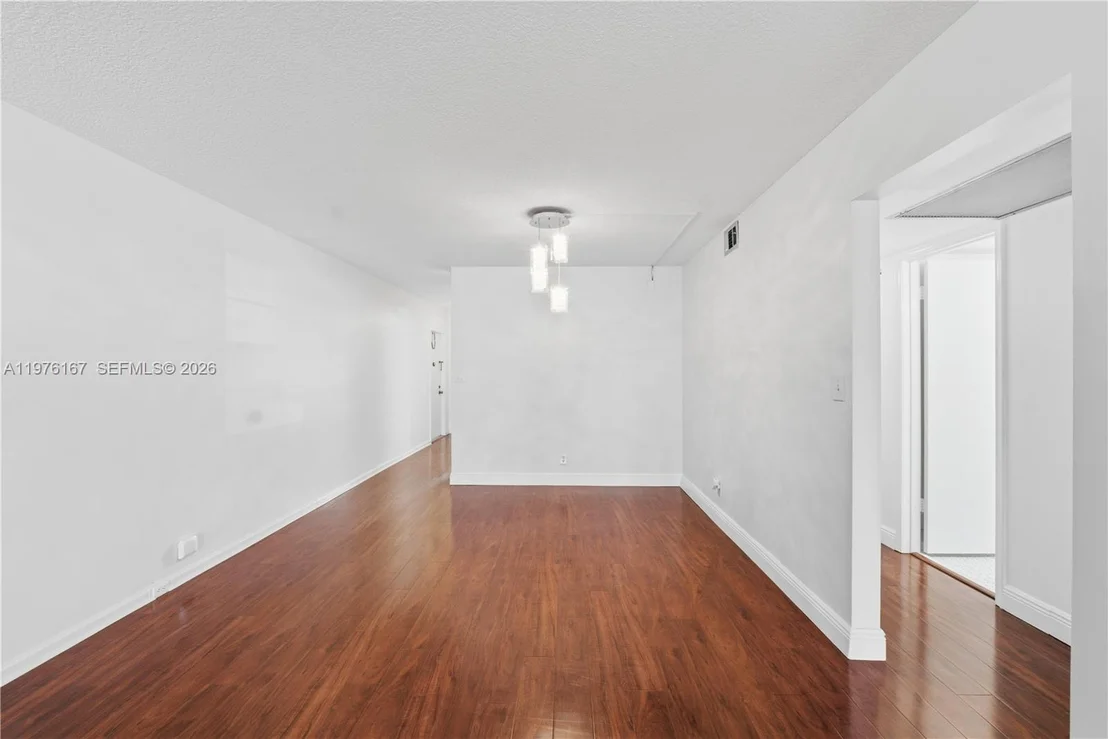 Photo of Unit A1 at 1901 Bermuda Cir