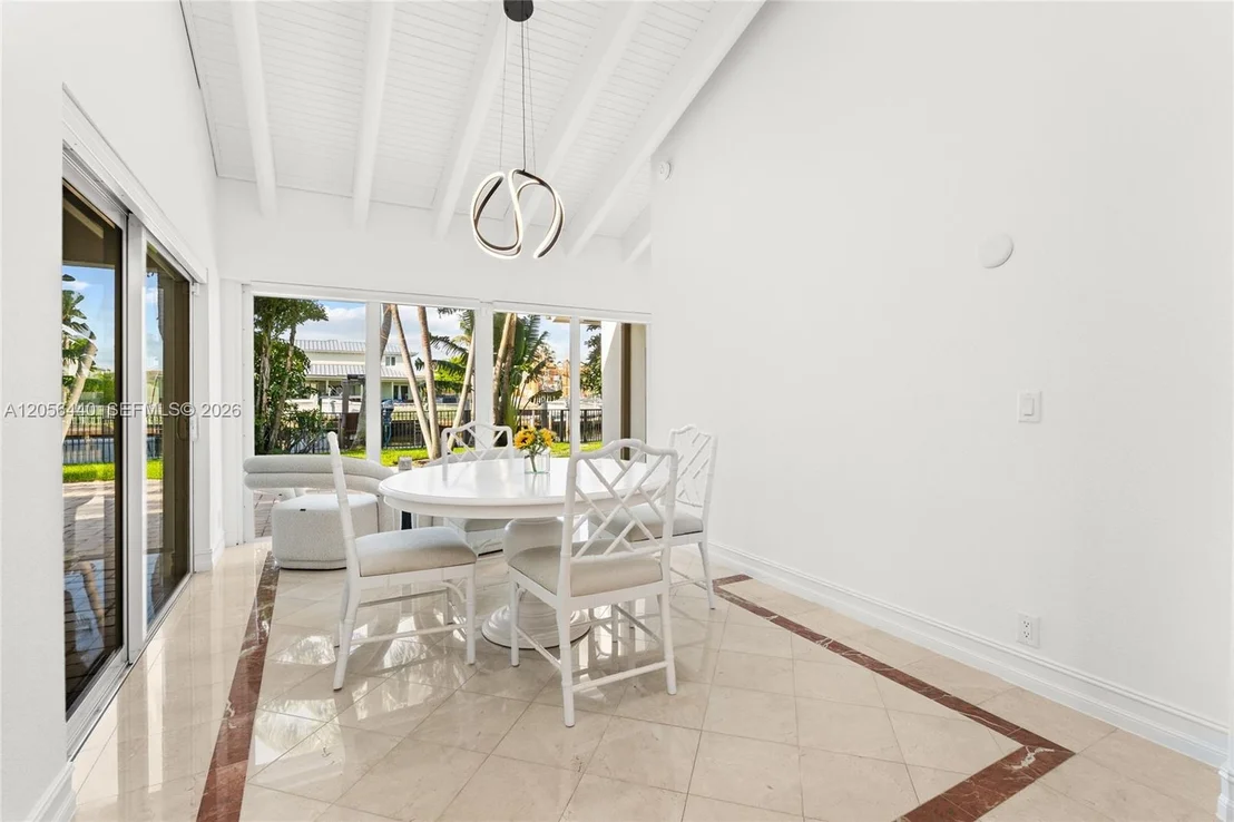 Photo of 18 Eleuthera Drive