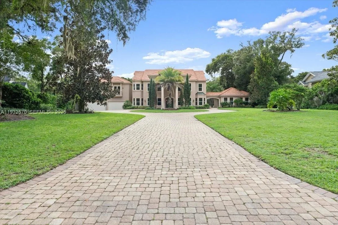 Photo of 12 Tidewater Dr