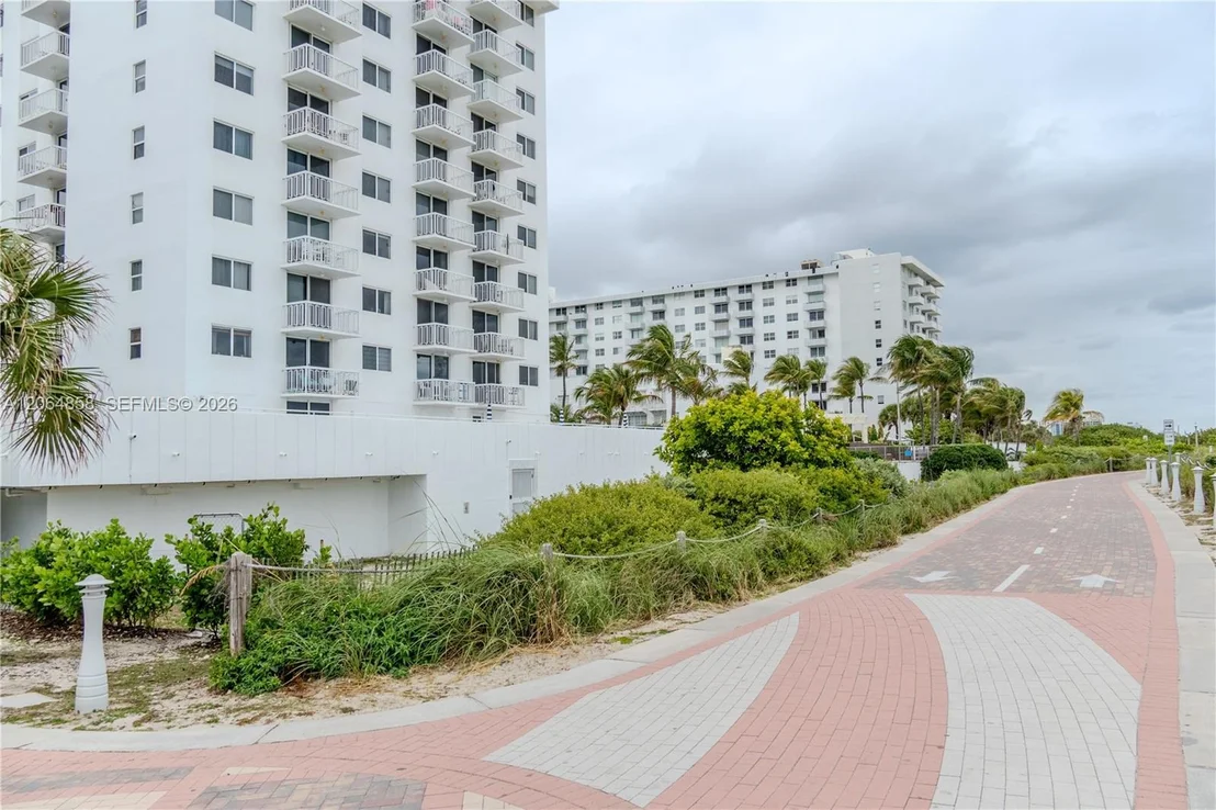 Photo of Unit 222WITHPARKING at 401 Ocean Dr
