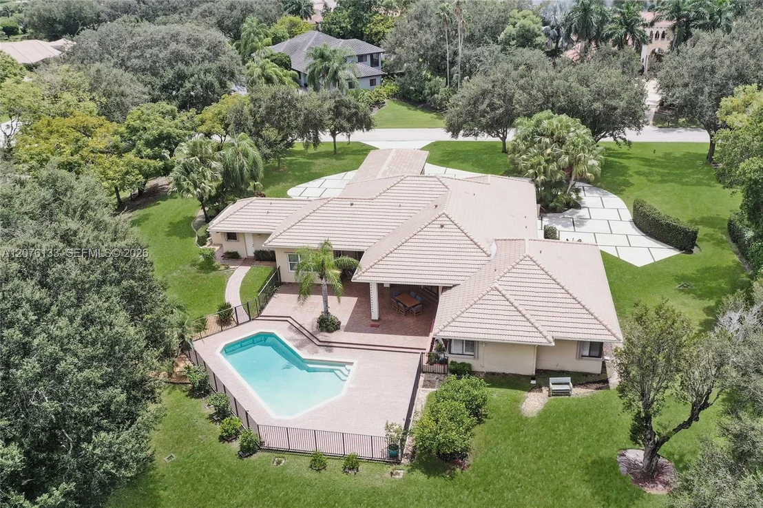 Photo of 2725 Hunter Rd