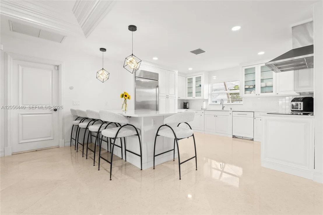 Photo of 18 Eleuthera Drive
