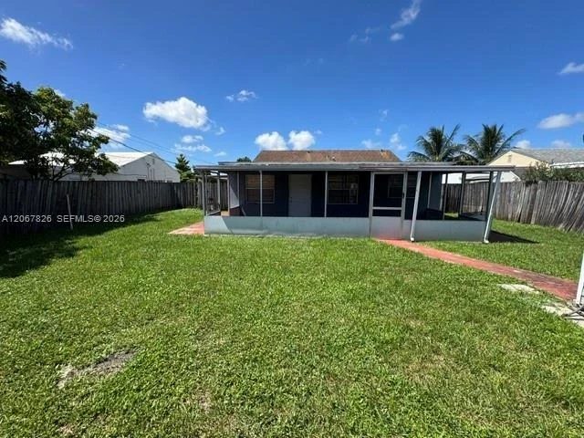 Photo of 740 SE 4th Pl
