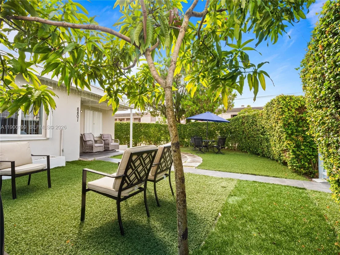 Photo of 8401 NW 24th Pl