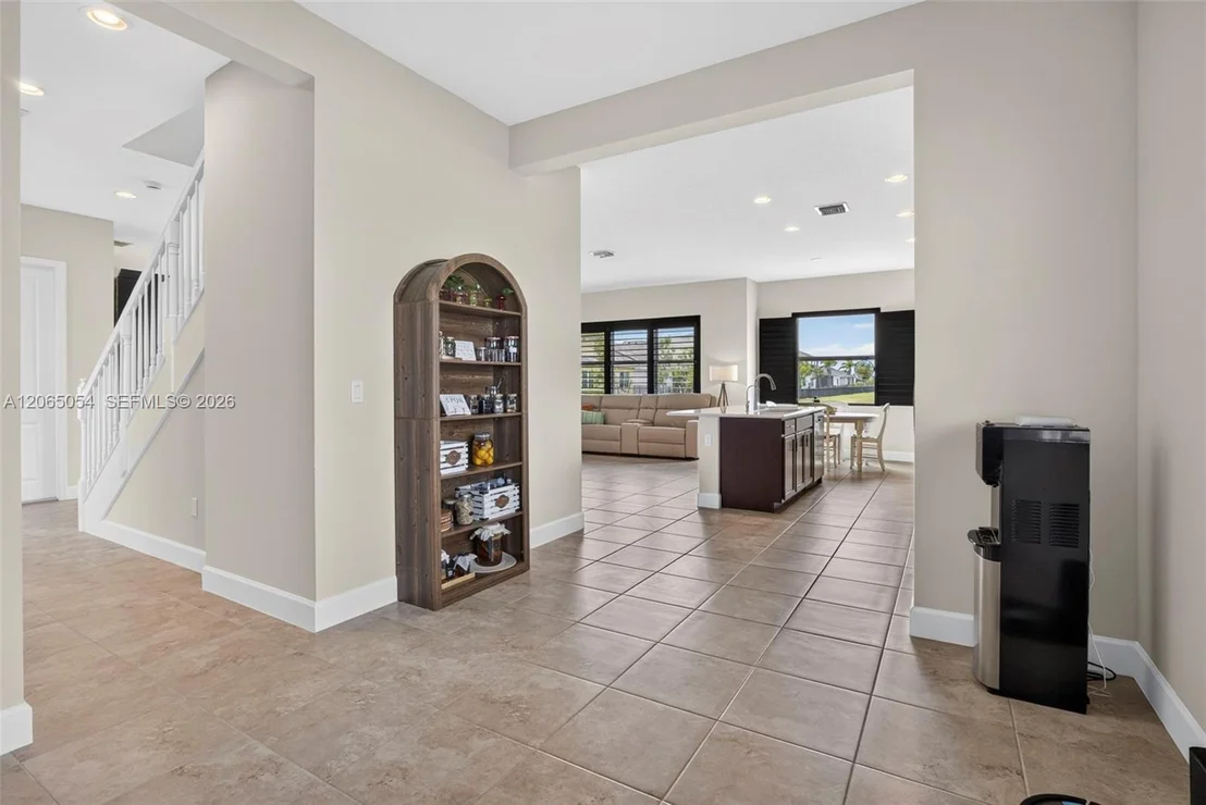 Photo of 5691 Bristlecone Commoms