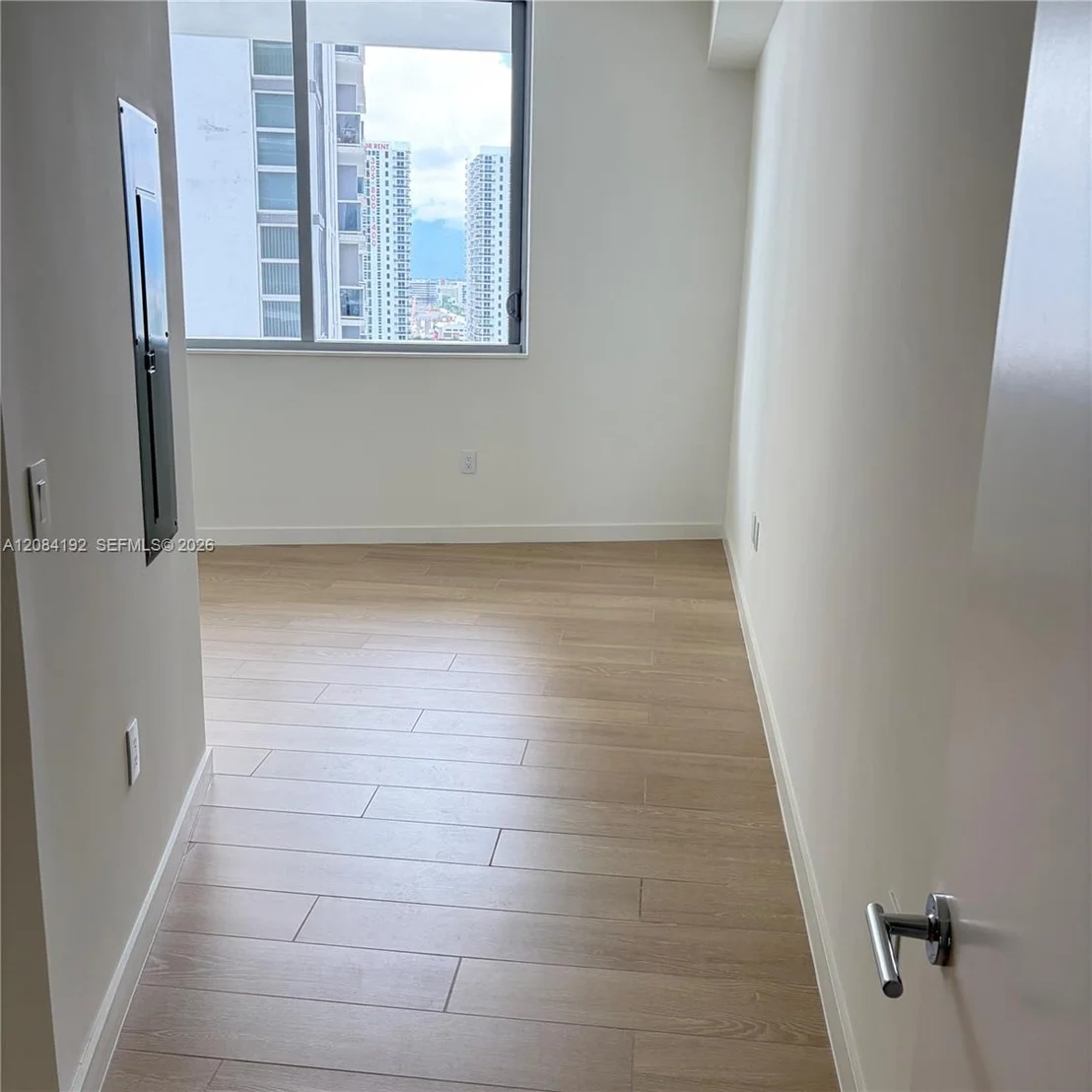 Photo of Unit 2003 at 1400 Biscayne Blvd