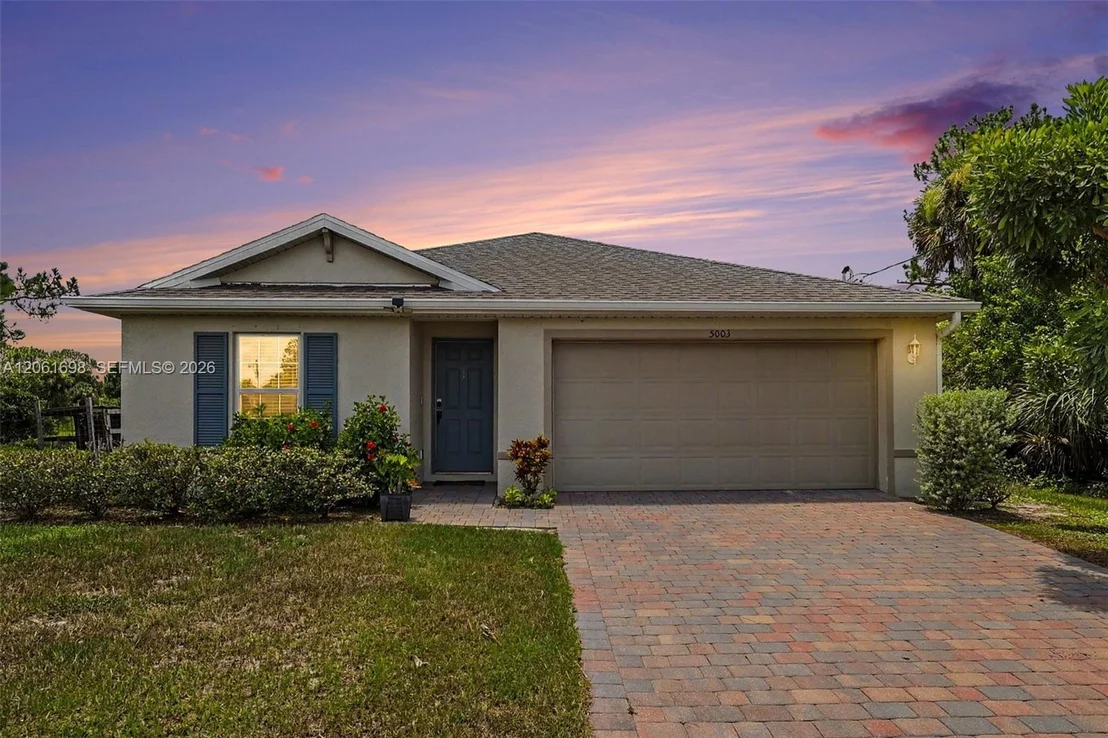 Photo of 5003 Pinetree LN