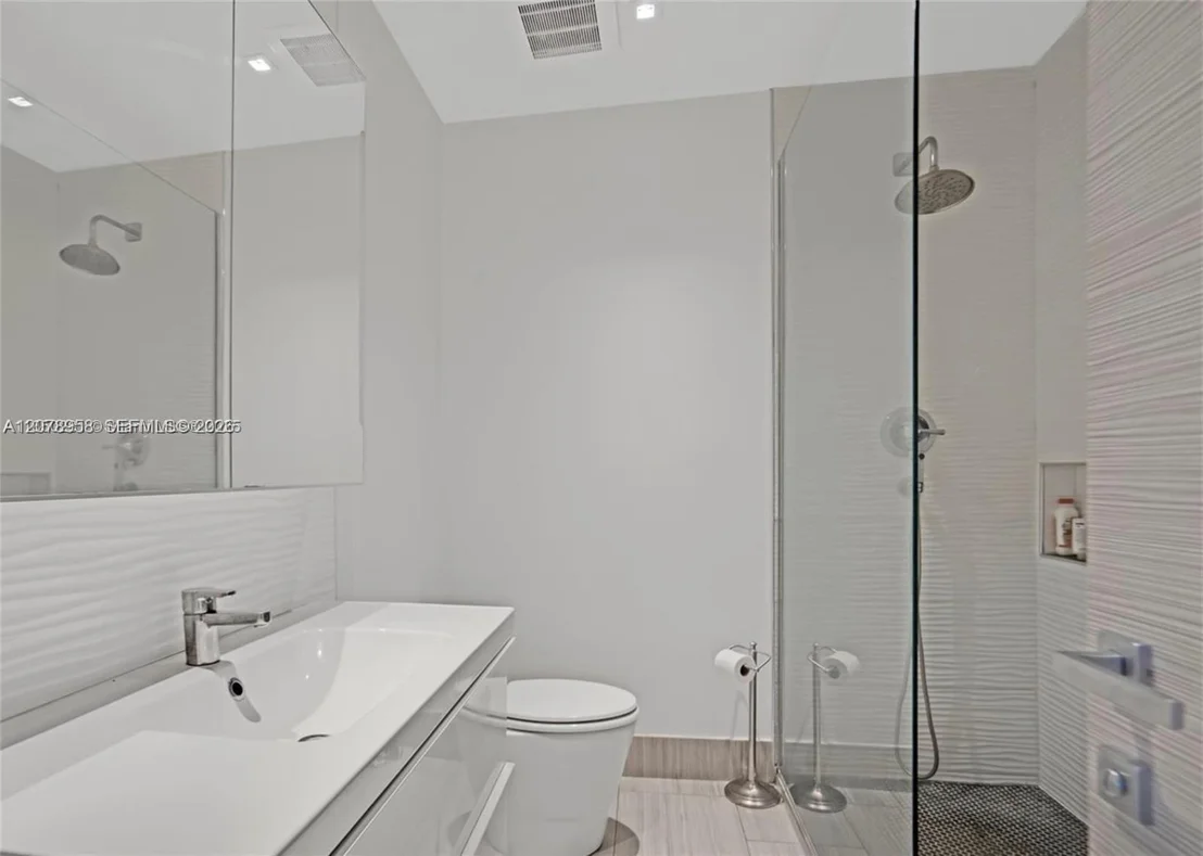 Photo of 2341 KEYSTONE BLVD