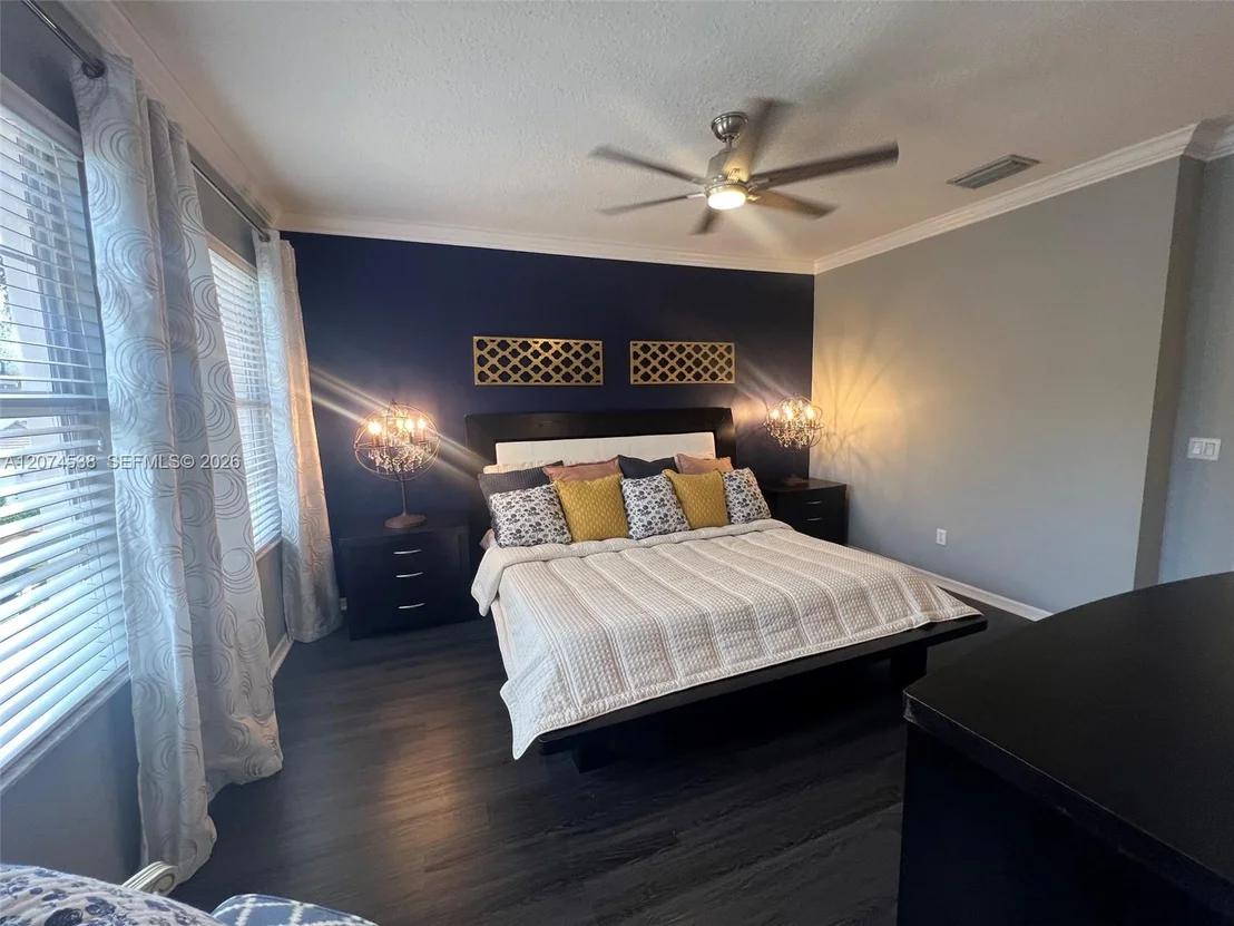 Photo of 425 Pumpkin Dr