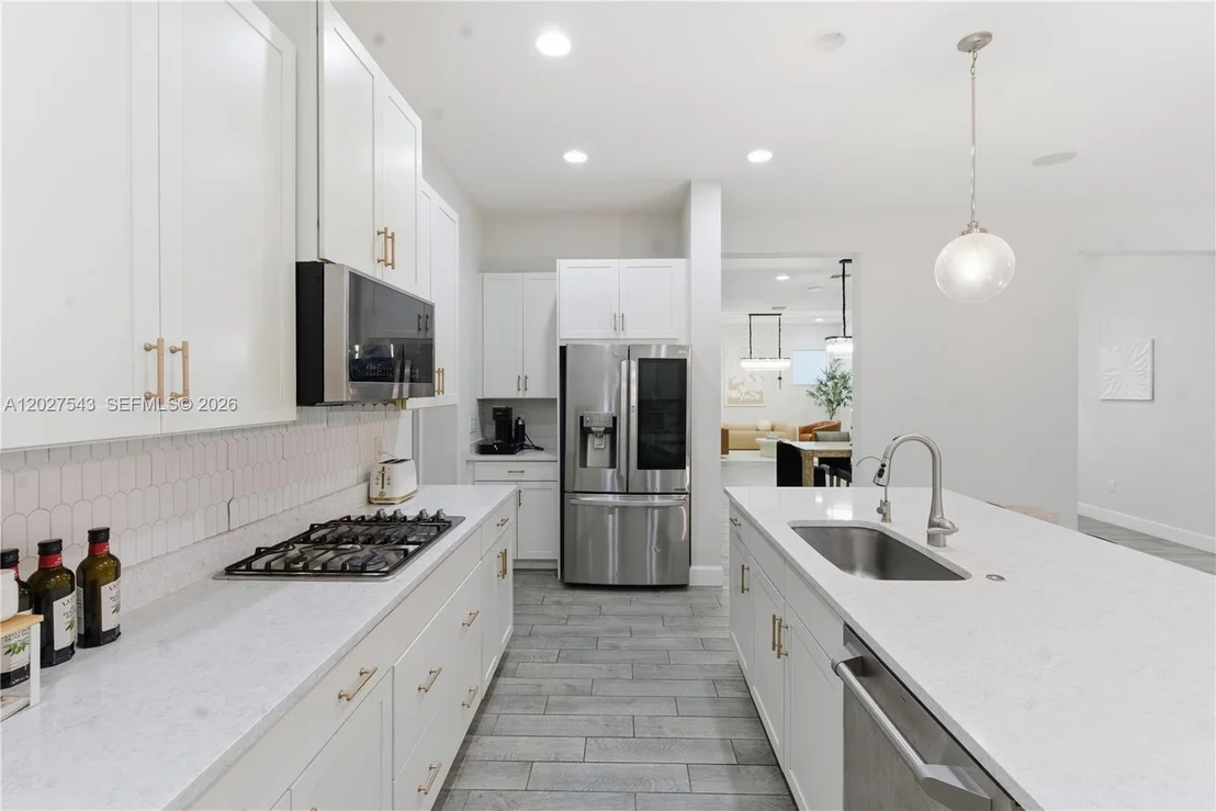 Photo of 15943 Whippoorwill CIR