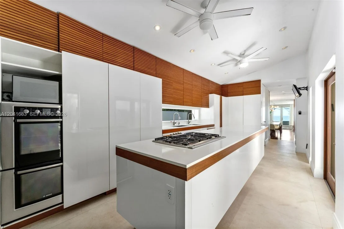 Photo of 105 Ocean Blvd