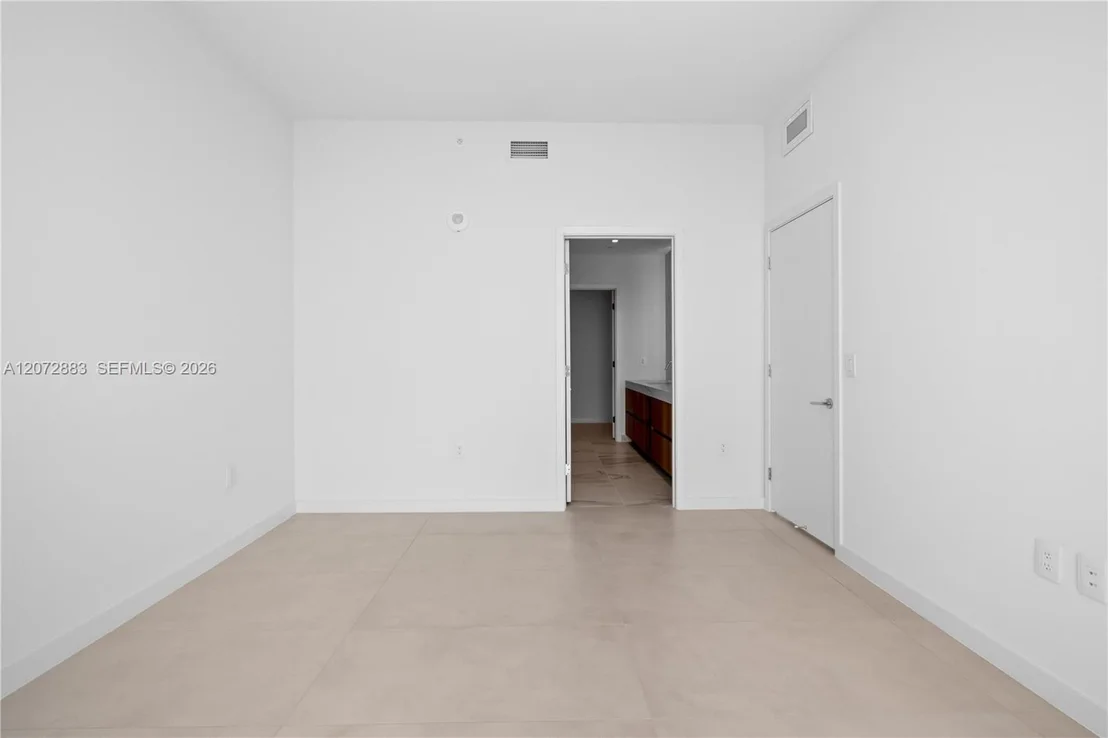 Photo of Unit 3003 at 1400 Biscayne Blvd