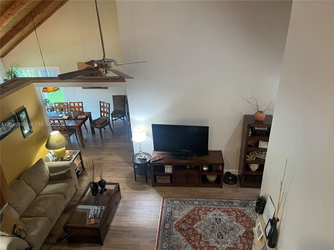 Photo of 2811 Devonwood Ave