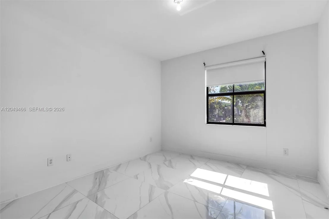 Photo of 8850 NW 99th Path