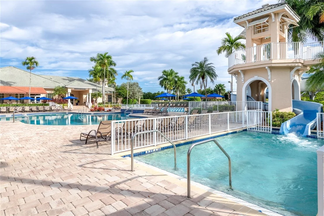 Photo of 1456 Sabal Trl