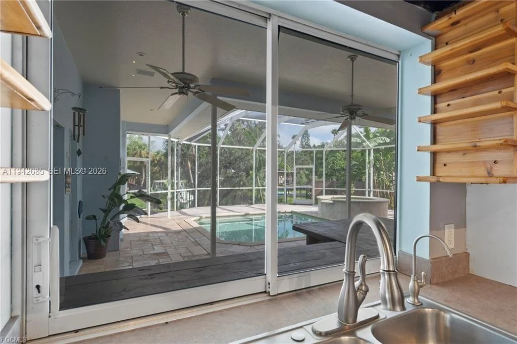 Photo of 1981 Carbonata Drive