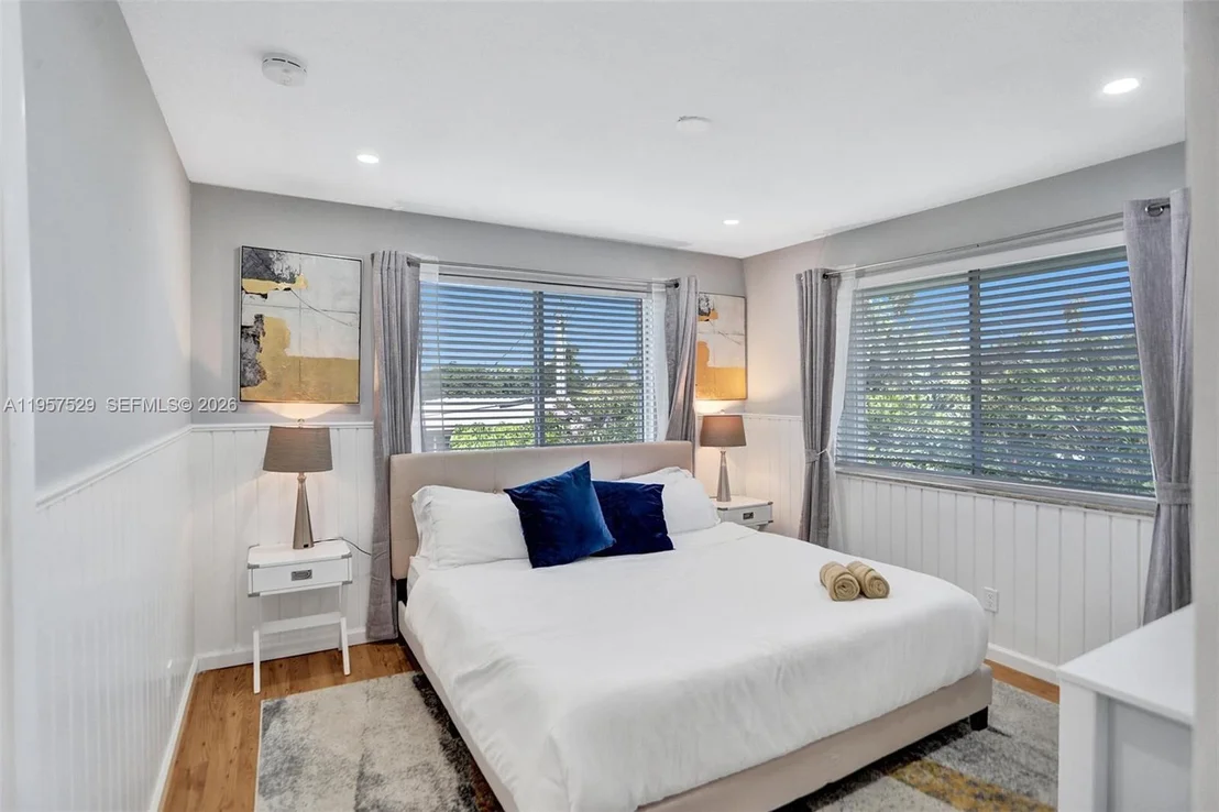 Photo of 1341 SE 7th Ave