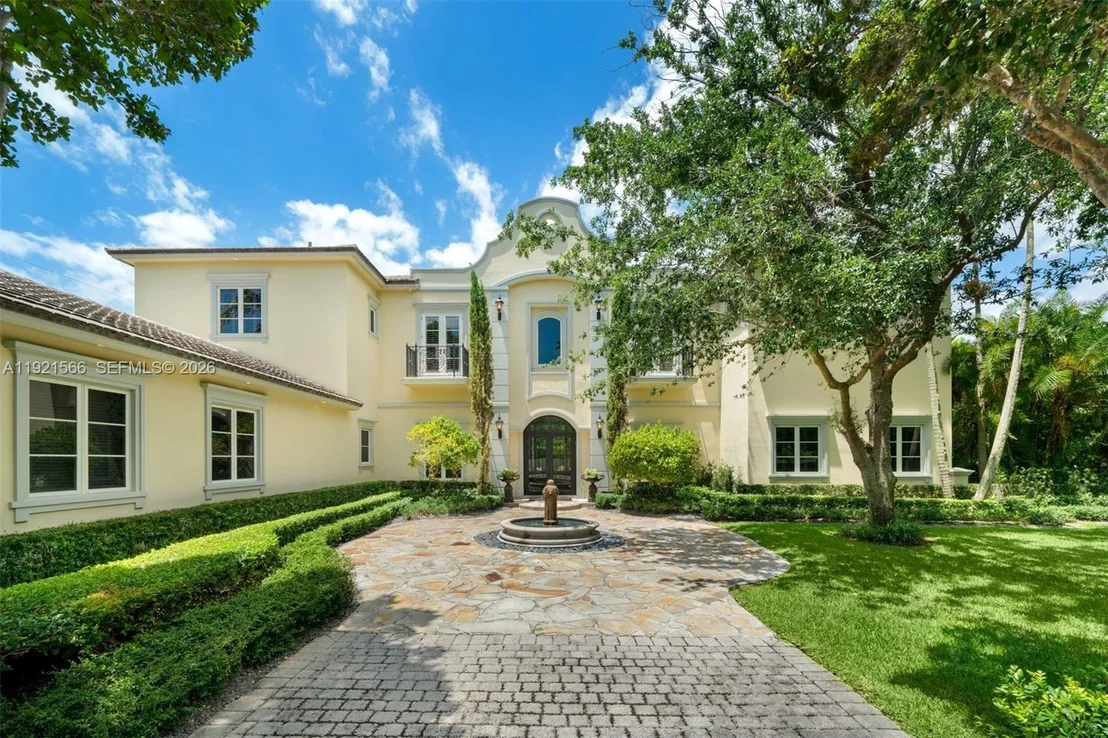 Photo of 8010 Ponce De Leon Rd