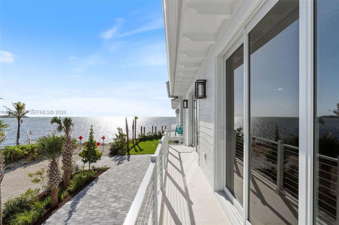 Photo of 1002 Snapper Ln