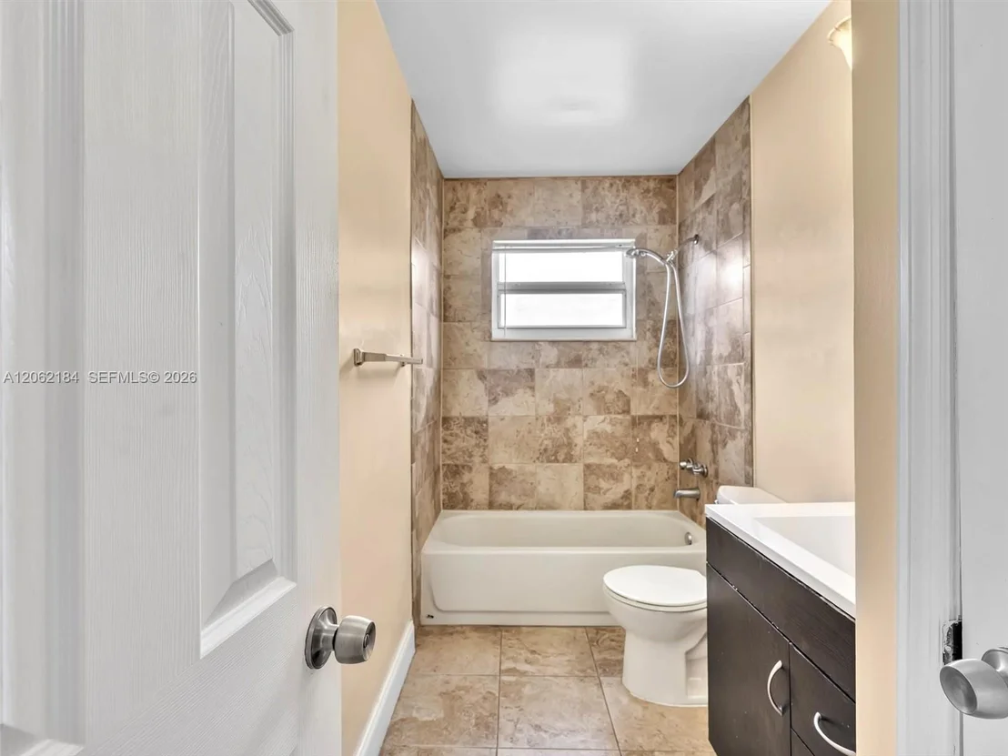 Photo of 1065 NW 68th Ter