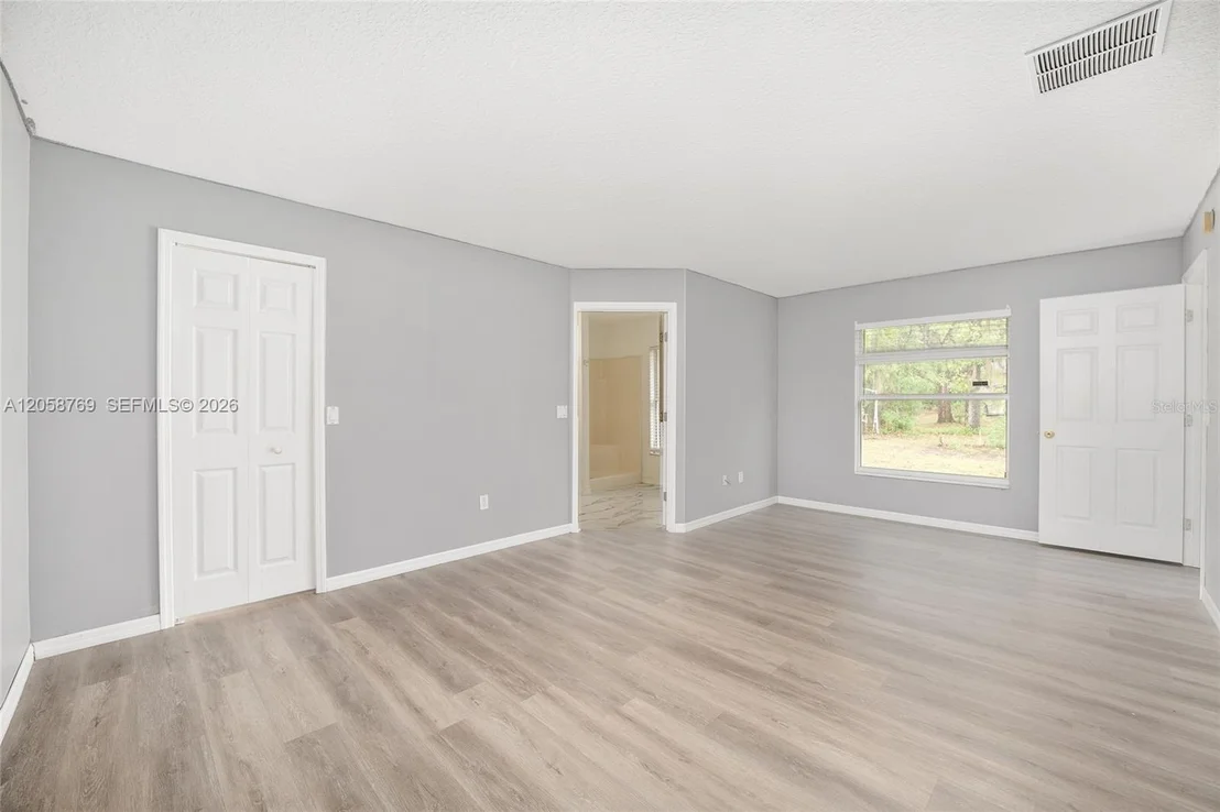 Photo of 20 PINE COURT LOOP