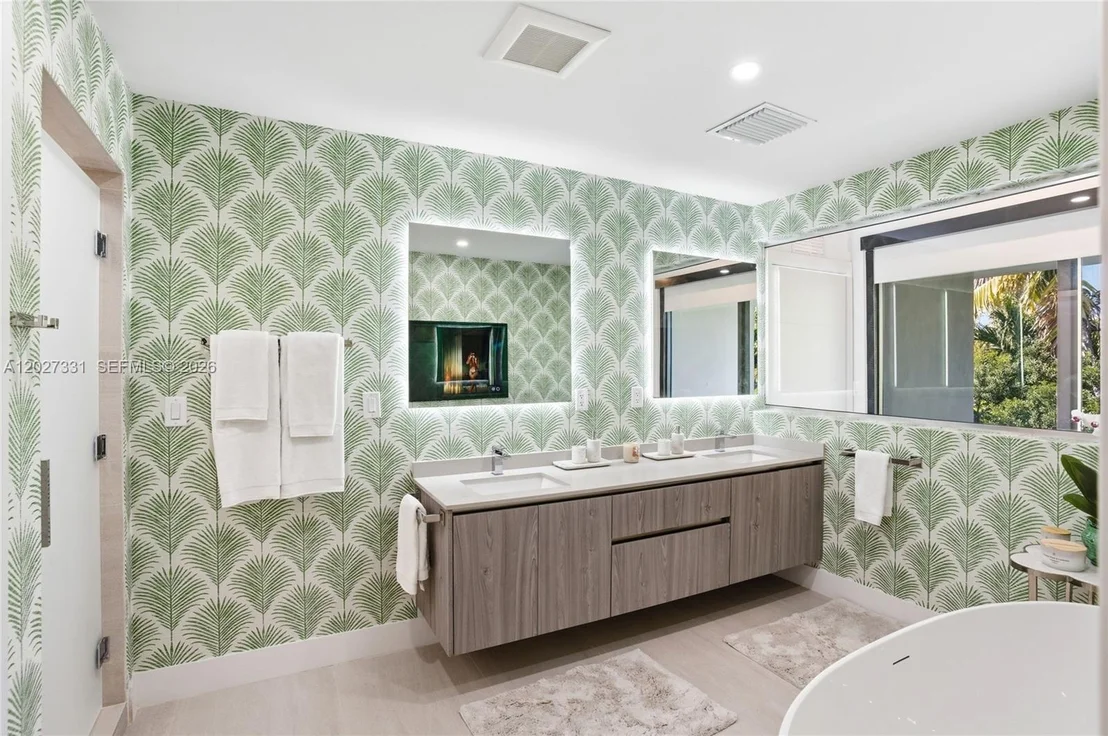 Photo of 4354 Alton Rd