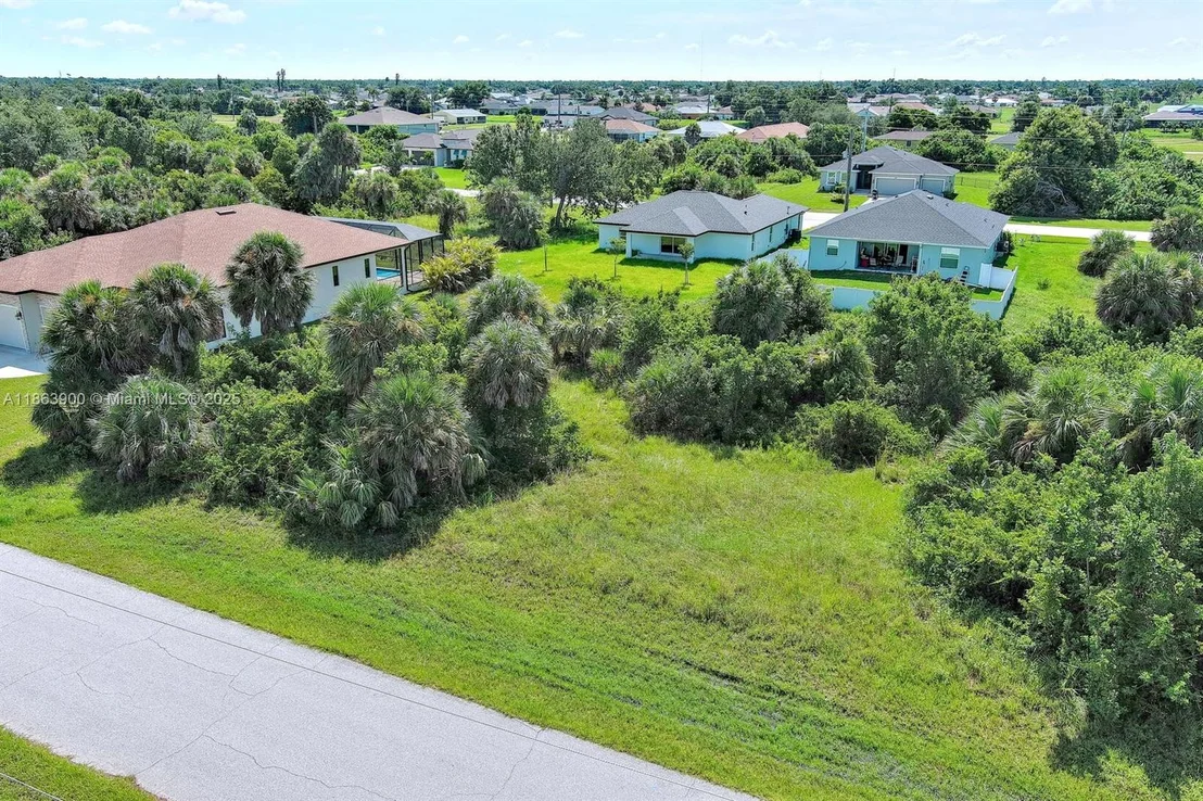 Photo of 148 Spring Dr