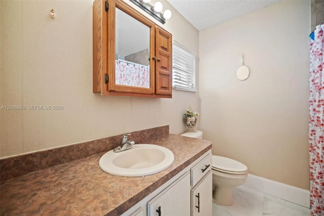 Photo of 2103 SW 20th Cir