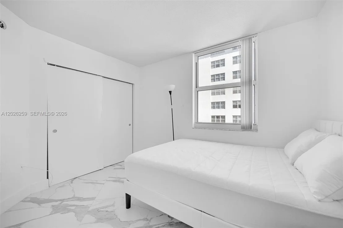 Photo of Unit 821 at 9201 Collins Ave