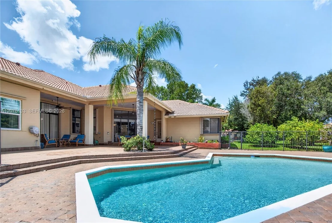 Photo of 2725 Hunter Rd