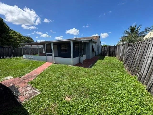Photo of 740 SE 4th Pl