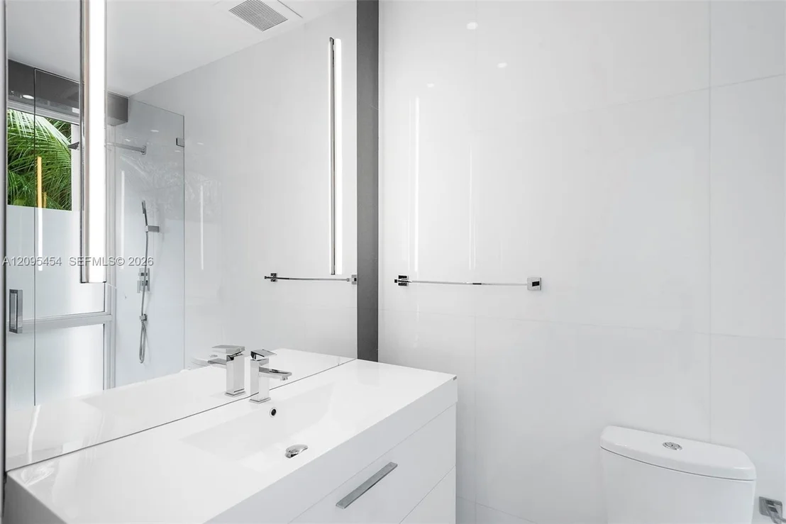 Photo of 480 Ocean Blvd